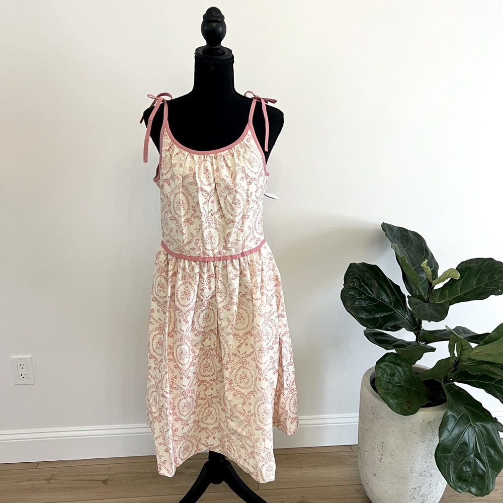 Gal Meets Glam Dress